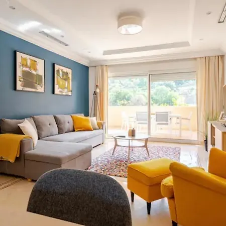 Luxury 2 Bedroom Apartment, Close To The Sea And The Golf Course, Aloha Hills Club Apartment